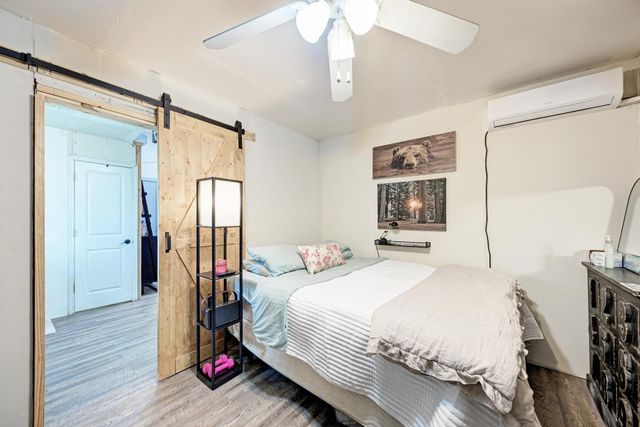 114 La Cascada PASS, Elgin, TX 78621