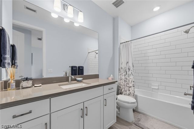 19704 The Place BLVD, Estero, FL 33928