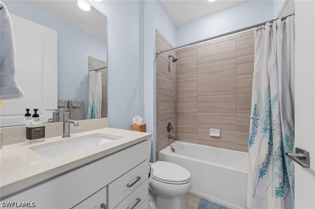 19704 The Place BLVD, Estero, FL 33928