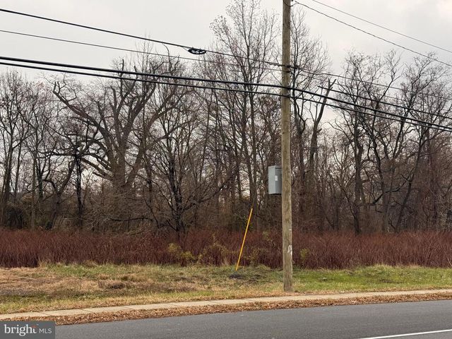 45 S VIRGINIA AVE, Penns Grove, NJ 08069