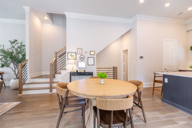 14948 Oak Street, Addison, TX 75001