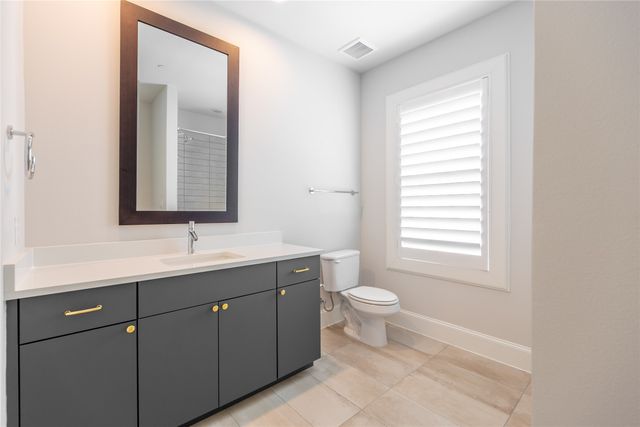 14948 Oak Street, Addison, TX 75001