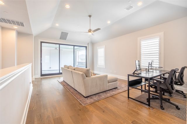 14948 Oak Street, Addison, TX 75001