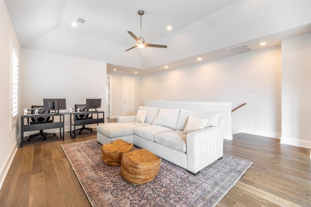 14948 Oak Street, Addison, TX 75001