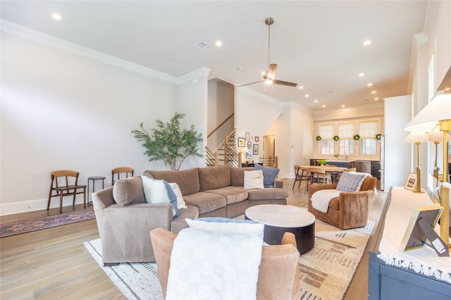 14948 Oak Street, Addison, TX 75001