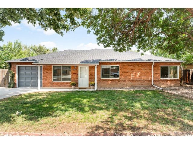 1176 Tucson St, Aurora, CO 80011