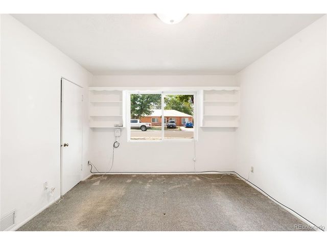1176 Tucson St, Aurora, CO 80011