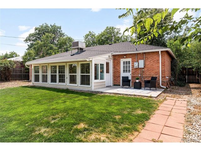 1176 Tucson St, Aurora, CO 80011