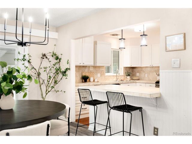 1176 Tucson St, Aurora, CO 80011