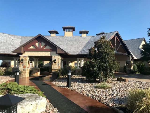 6528 Berkshire Drive, Cleburne, TX 76033