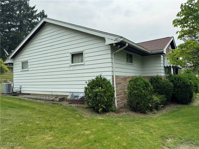 1281 Township Road 129, Adena, OH 43901