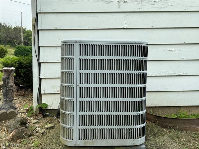 1281 Township Road 129, Adena, OH 43901