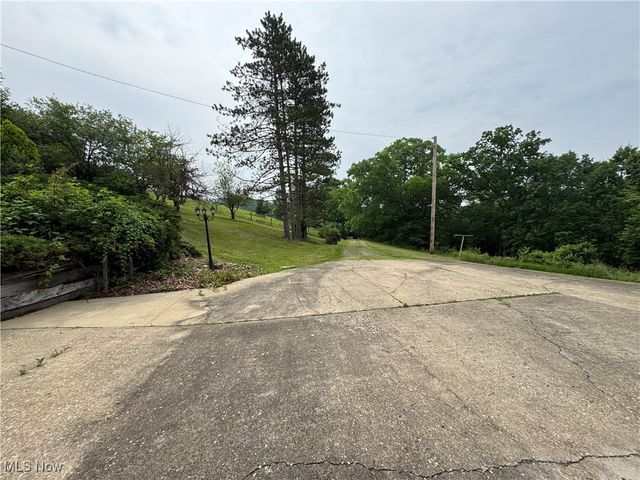 1281 Township Road 129, Adena, OH 43901