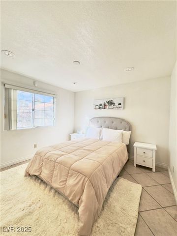 9070 Spring Mountain Road 204, Las Vegas, NV 89117