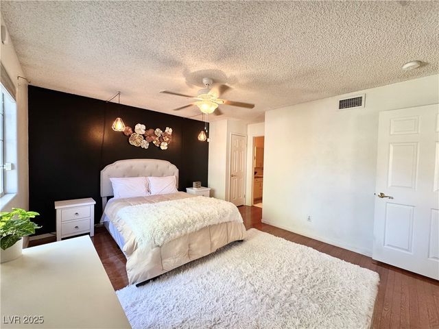 9070 Spring Mountain Road 204, Las Vegas, NV 89117