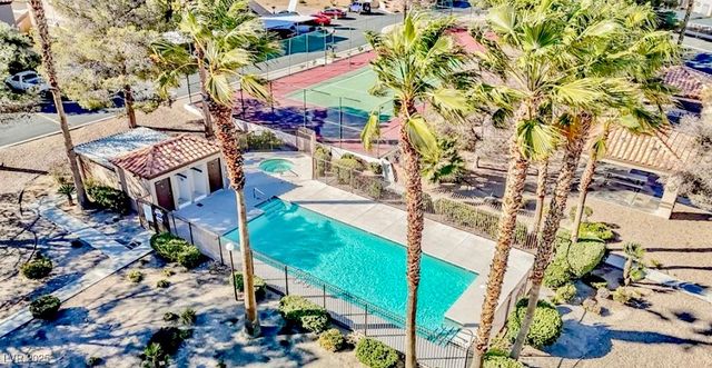 9070 Spring Mountain Road 204, Las Vegas, NV 89117