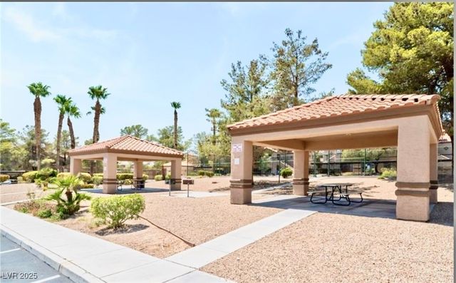 9070 Spring Mountain Road 204, Las Vegas, NV 89117