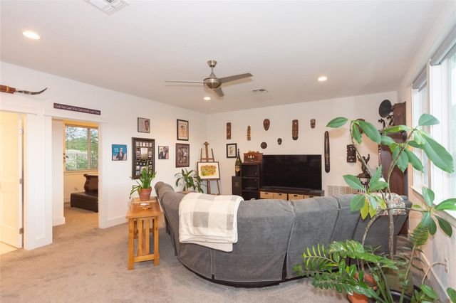 1100 Salen CV, Spicewood, TX 78669