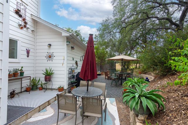 1100 Salen CV, Spicewood, TX 78669