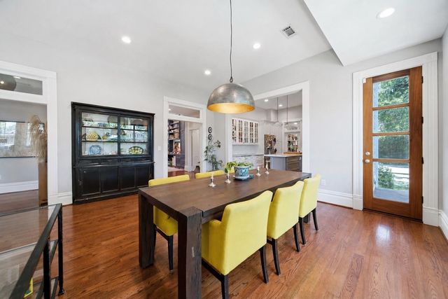 220 W 10th Street, Houston, TX 77008