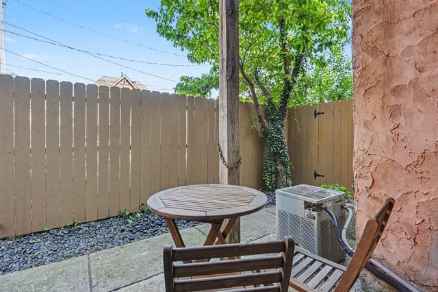 982 Highland Street, Columbus, OH 43201