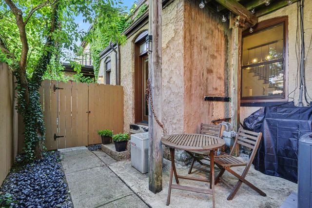 982 Highland Street, Columbus, OH 43201