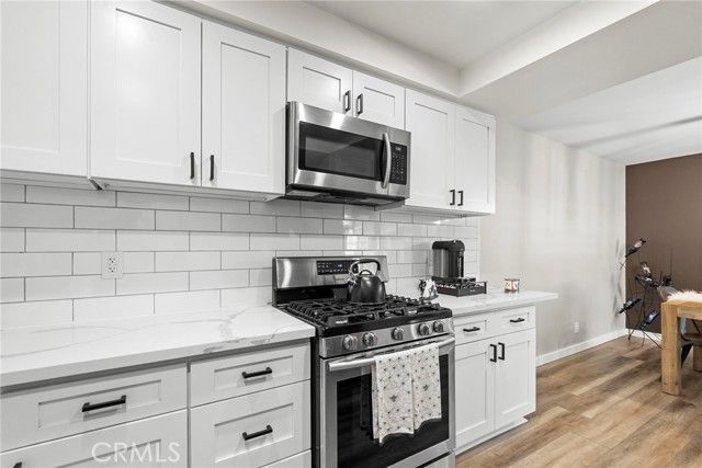 5640 Etiwanda Avenue 1, Tarzana (los Angeles), CA 91356