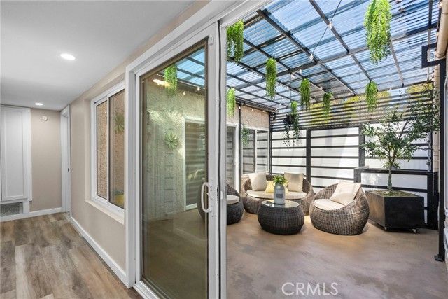 5640 Etiwanda Avenue 1, Tarzana (los Angeles), CA 91356