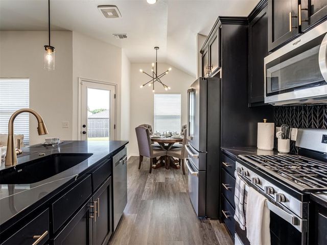 305 Pergola Street, Yukon, OK 73099