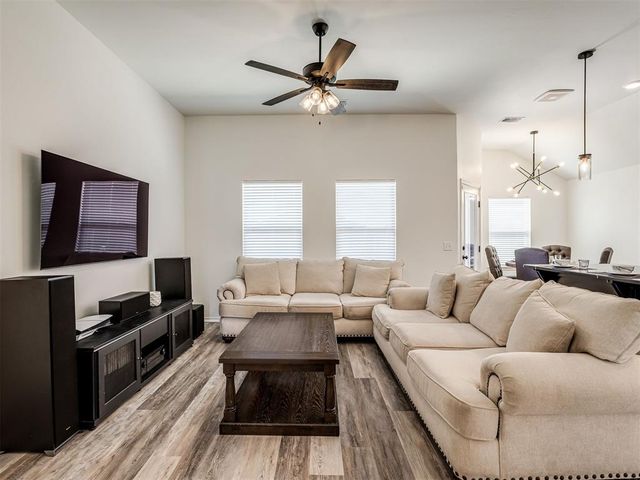 305 Pergola Street, Yukon, OK 73099