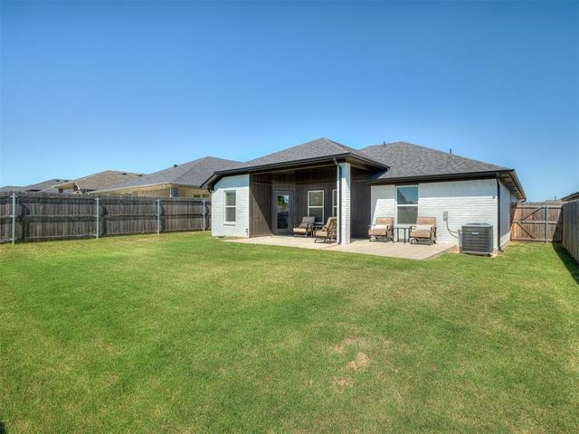 305 Pergola Street, Yukon, OK 73099