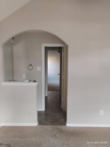 715 S Chamfer Way, Crosby, TX 77532