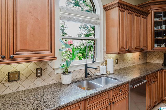 5607 LAKE TRACE DRIVE, Hoover, AL 35244