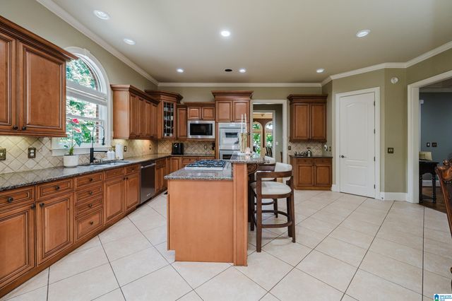 5607 LAKE TRACE DRIVE, Hoover, AL 35244
