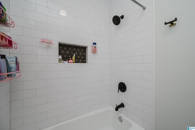 5607 LAKE TRACE DRIVE, Hoover, AL 35244