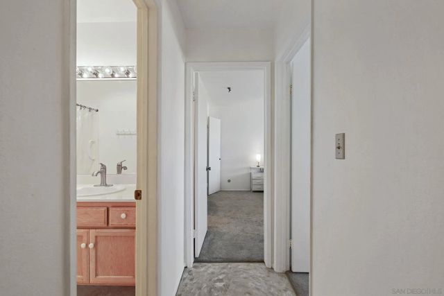 3991 Crown Point Dr 116, San Diego, CA 92109