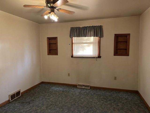 W9579 COUNTY RD JJ, Hortonville, WI 54944