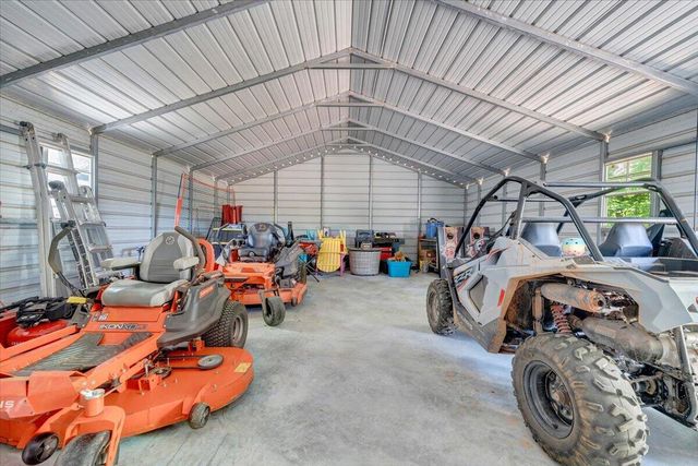 1615 Turkeycock LN, Penhook, VA 24137