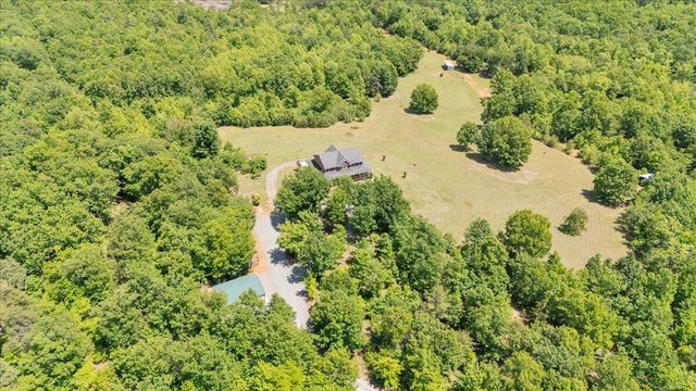 1615 Turkeycock LN, Penhook, VA 24137