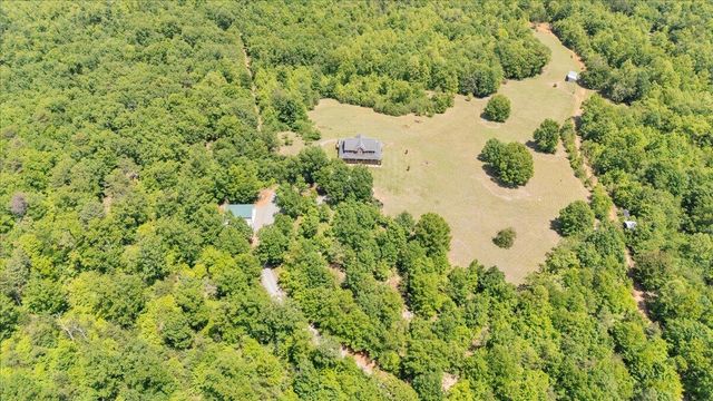 1615 Turkeycock LN, Penhook, VA 24137