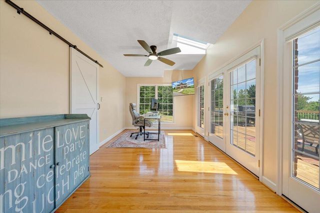 1615 Turkeycock LN, Penhook, VA 24137