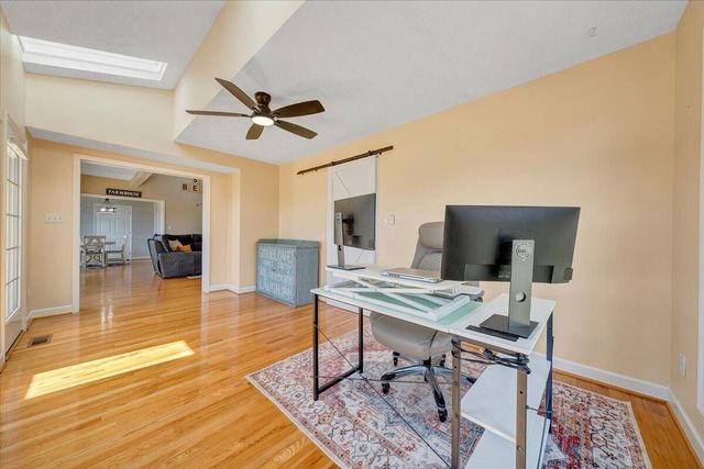 1615 Turkeycock LN, Penhook, VA 24137
