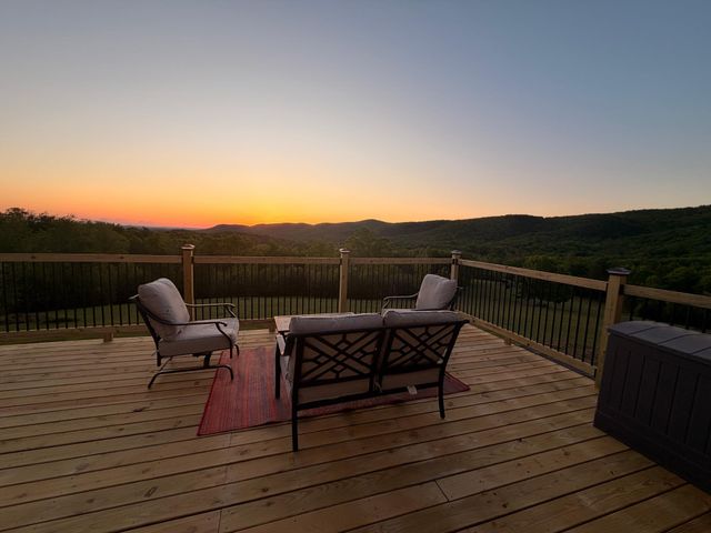 1615 Turkeycock LN, Penhook, VA 24137
