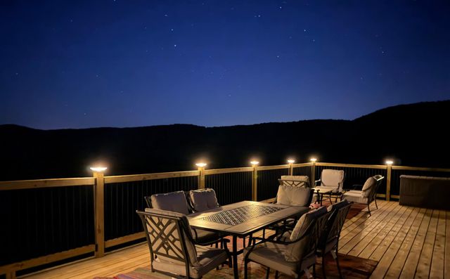 1615 Turkeycock LN, Penhook, VA 24137