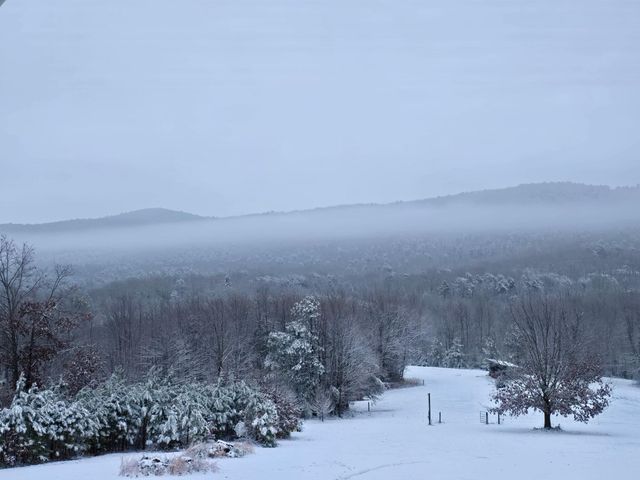 1615 Turkeycock LN, Penhook, VA 24137