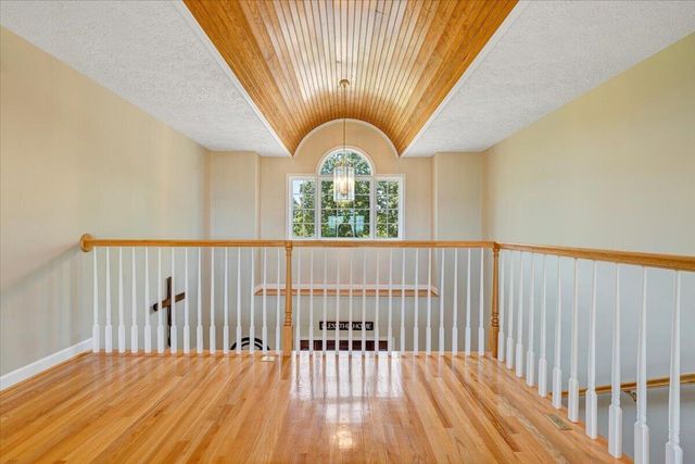 1615 Turkeycock LN, Penhook, VA 24137