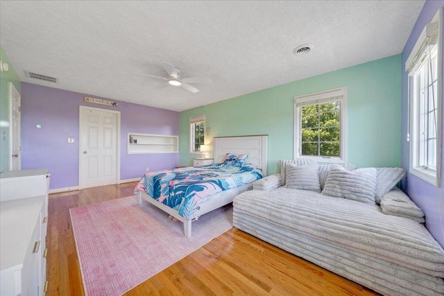 1615 Turkeycock LN, Penhook, VA 24137