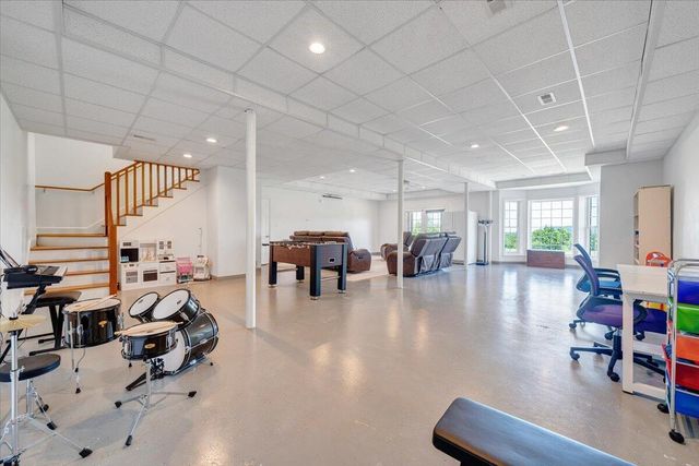 1615 Turkeycock LN, Penhook, VA 24137