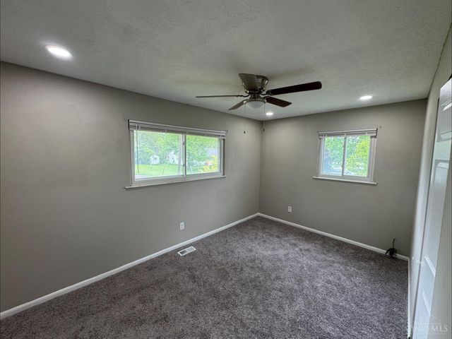 107 Melanee Drive, Oxford, OH 45056