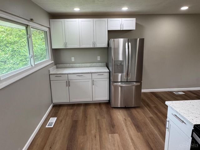 107 Melanee Drive, Oxford, OH 45056